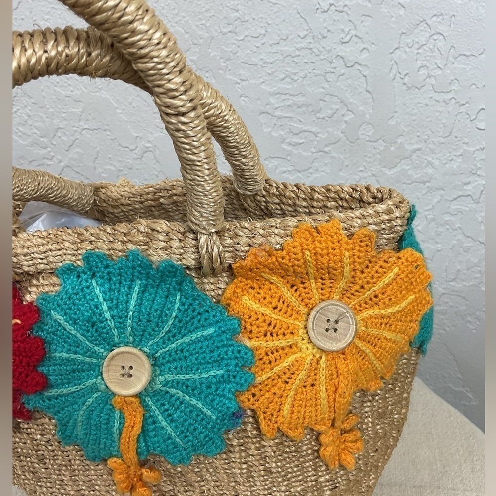 Women’s Tightly Woven Rattan Hand Bag with Crocheted Colorful Flowers - Picture 3 of 13